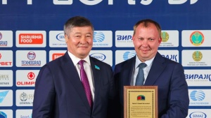 ДӘУЛЕТ ТҰРЛЫХАНОВ КҮРЕС ТҮРЛЕРІНЕН ҚАЗАҚСТАН РЕСПУБЛИКАСЫ КУБОГЫН ҰЙЫМДАСТЫРУҒА ҚОСҚАН ҮЛЕСІ ҮШІН АЛҒЫС ХАТТАР ТАБЫСТАДЫ